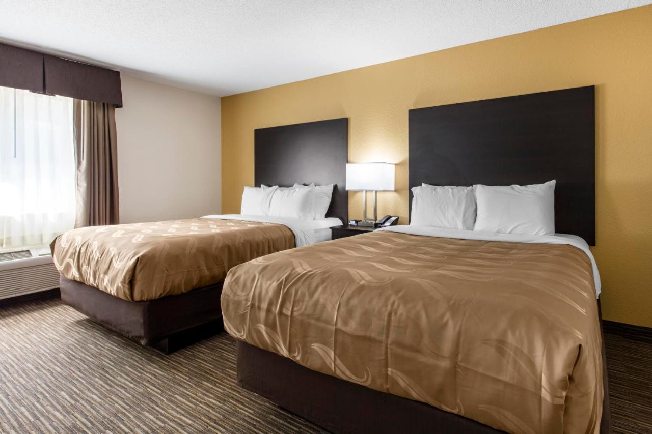 Quality Inn & Suites Metropolis I-24 Eksteriør billede