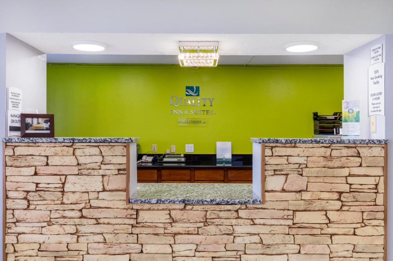 Quality Inn & Suites Metropolis I-24 Eksteriør billede